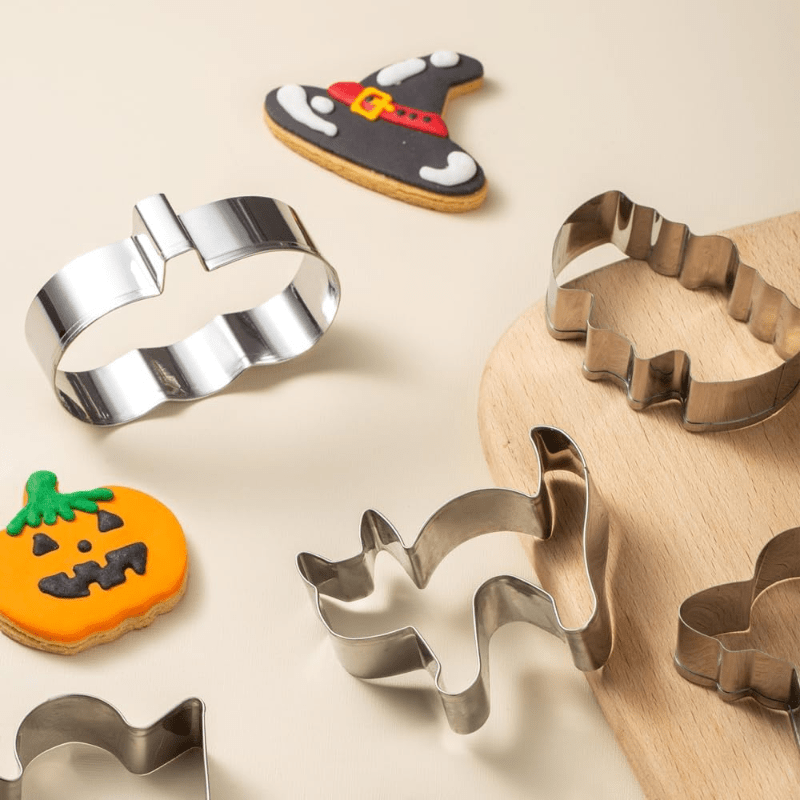 a set 12 luxurious cookie cutters halloween in autumn